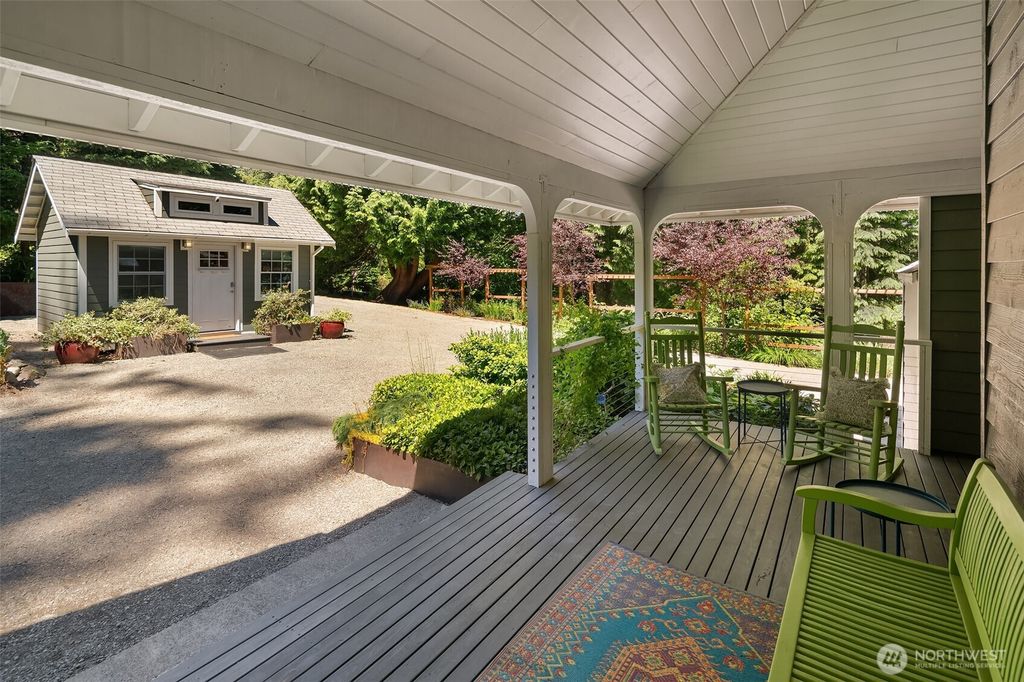 21206 Tramp Harbor Road SW, Vashon, WA - View 6