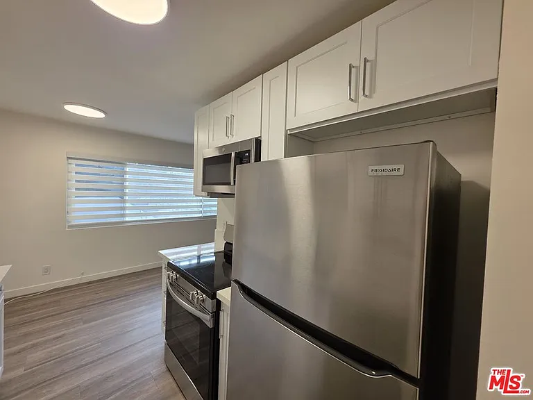 1433 Brockton Ave #4 — Photo 8