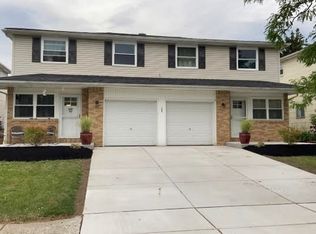 100 Sebring Dr, Depew, NY 14043