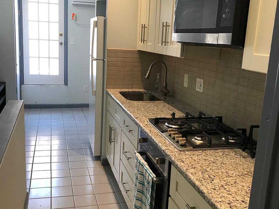 1st image of 1327 Snyder Ave Frnt B