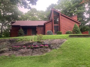 718 Long Hill Ave, Shelton, CT 06484