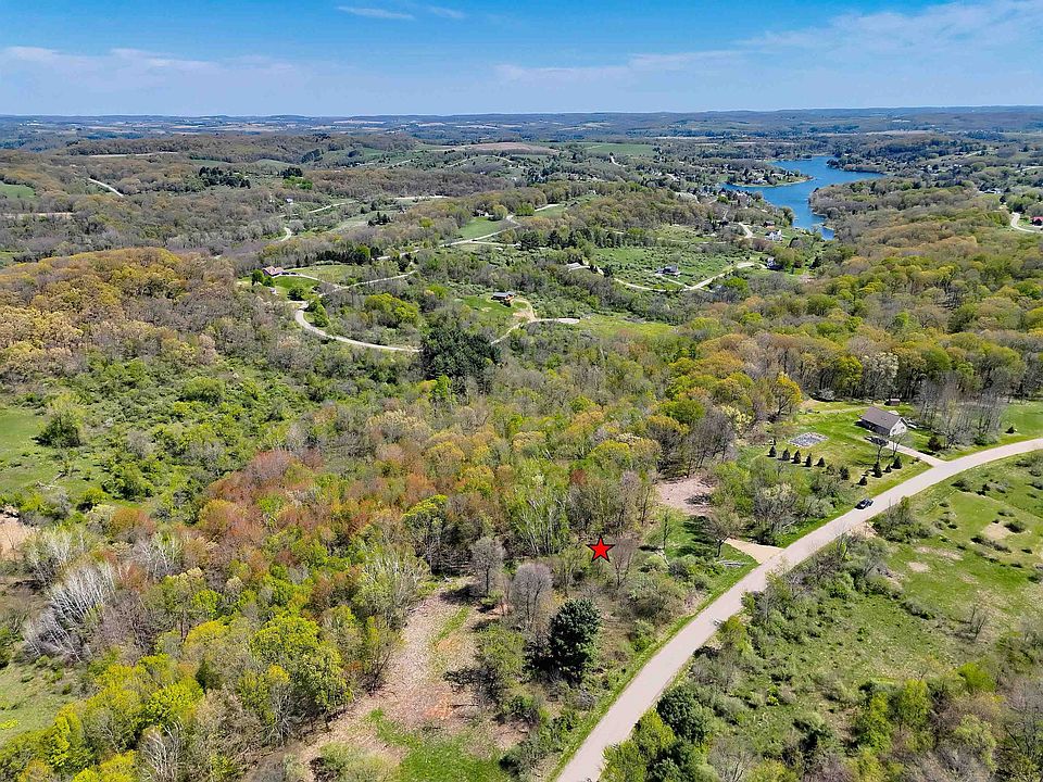 1st image of 39 Dutch Hollow Rd