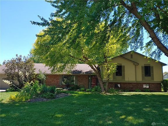 2nd image of 1694 Brookgreen Ct