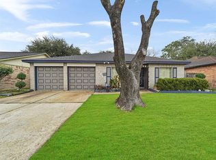 12215 Lennox Gardens Dr, Houston, TX 77066
