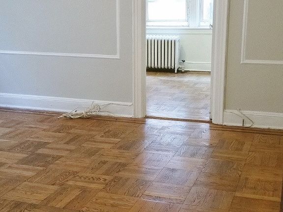 4th image of 2671 30th St APT 1F
