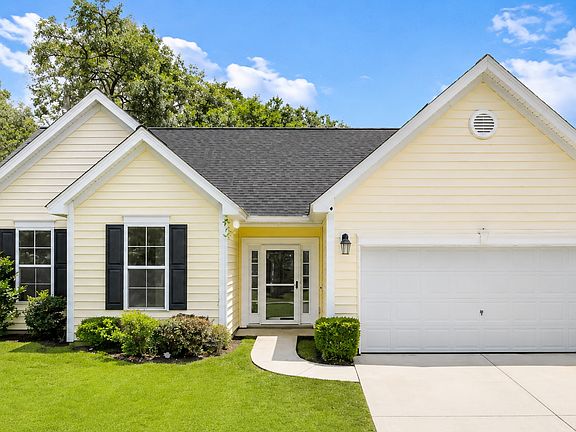 5th image of 8022 Hyannis Ct