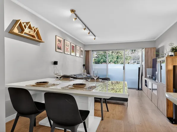 230 Mowat St #211, New Westminster, BC V3M 4B2