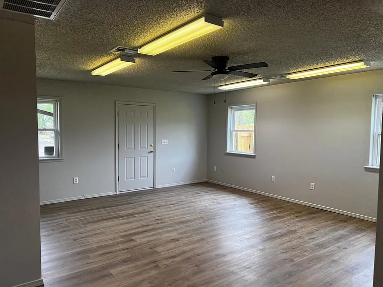 Additional Bedroom #6 or gameroom