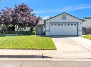 1368 Grouse Dr, Redding, CA 96003