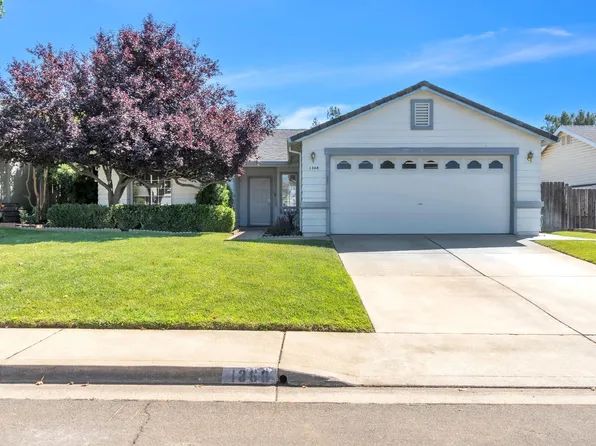 1368 Grouse Dr, Redding, CA 96003