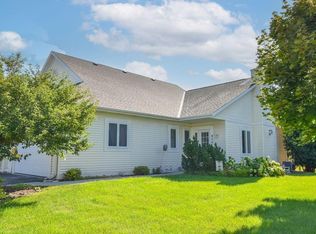 835 Bridlewood DRIVE, Hartford, WI