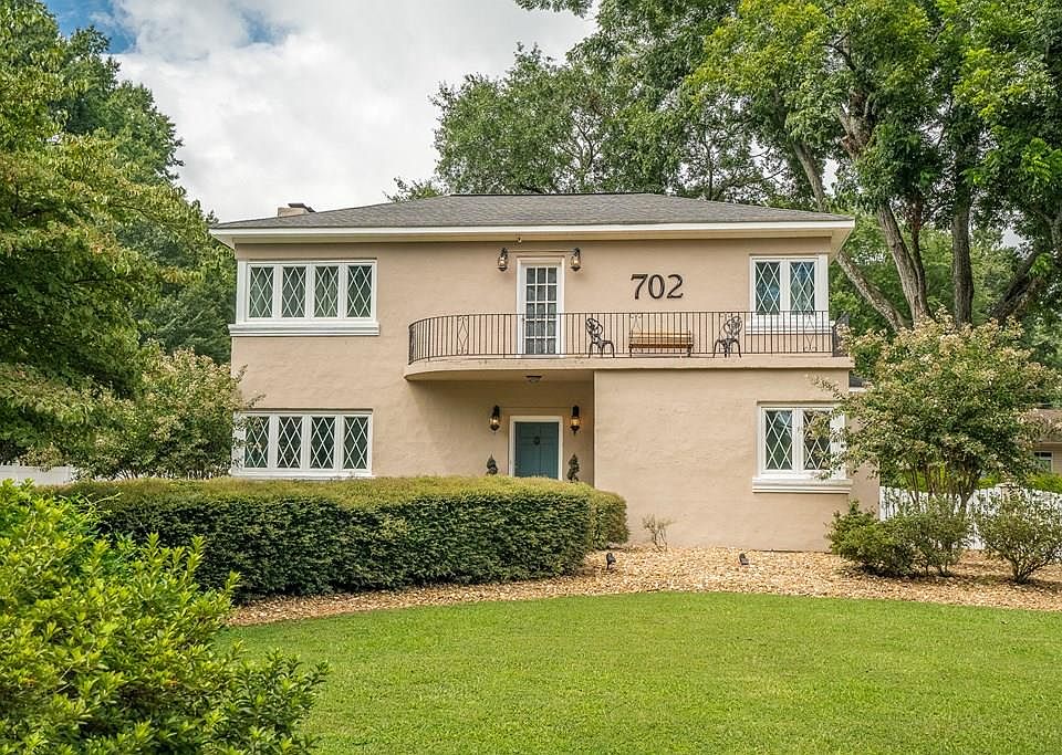 702 Valley Dr, Dalton, GA 30720 Zillow