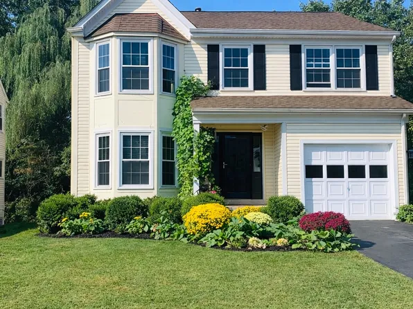 6738 Morning Ride Cir, Alexandria, VA 22315