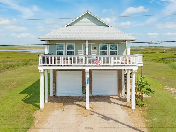 2631 Blue Water Hwy, Freeport, TX 77541