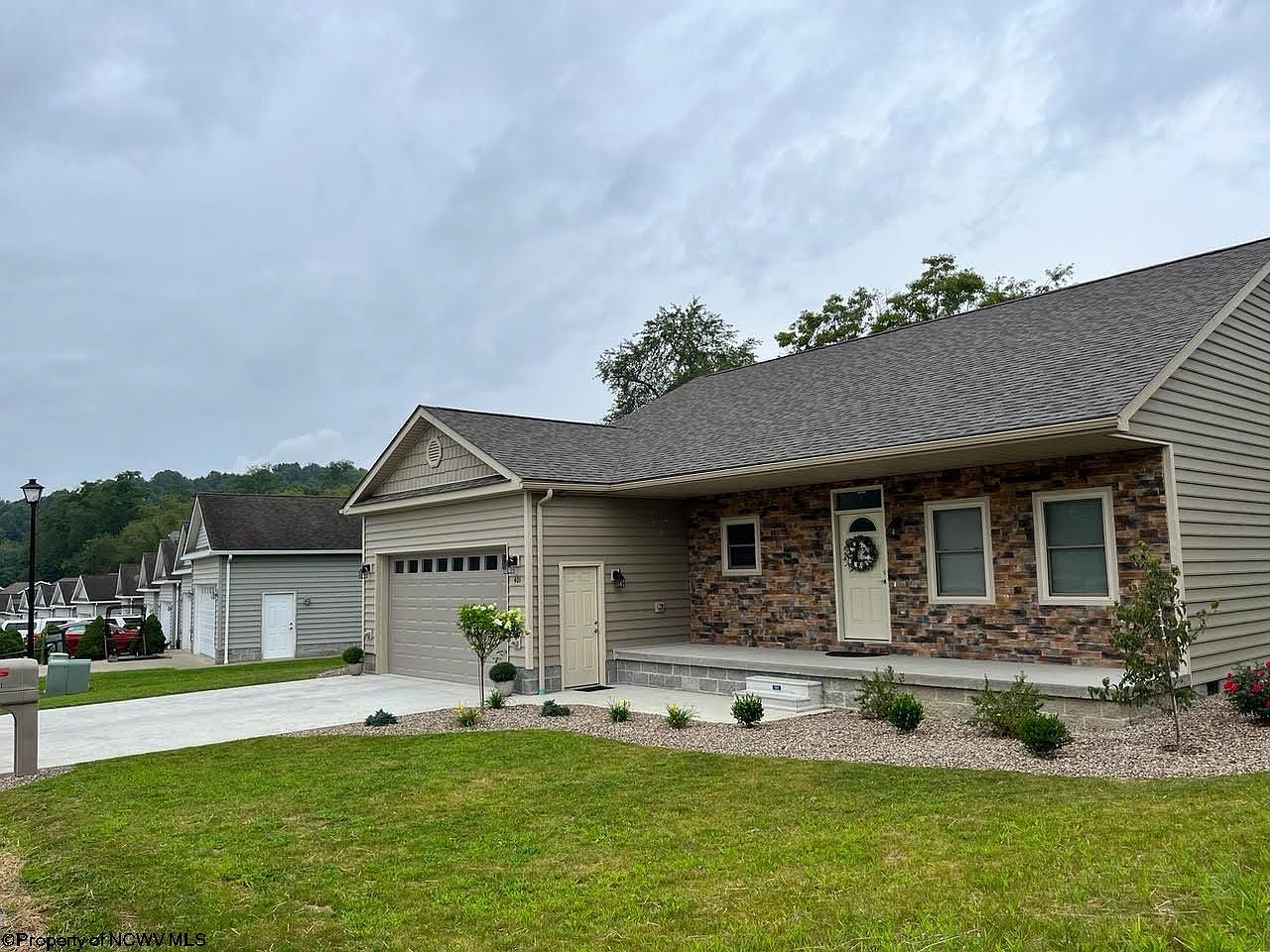 405 Edgewater Dr, Elkins, WV 26241 Zillow