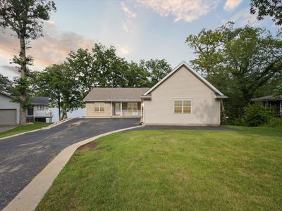 1922 Dawn Point, Davis, IL, 61019