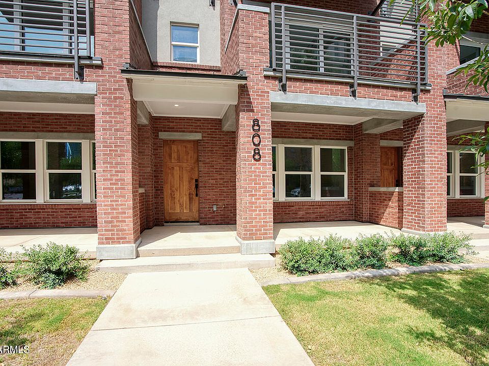 1st image of 808 N 2ND Avenue