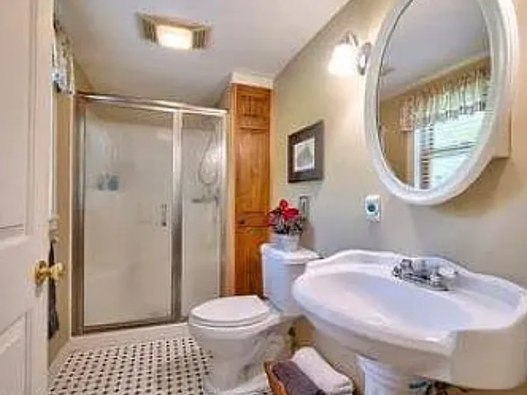 24 Maccormick Ln — Photo 11
