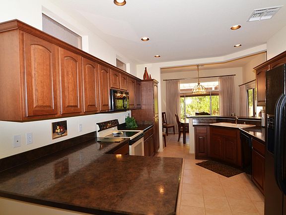 5th image of 13763 N Batamote Wash Way
