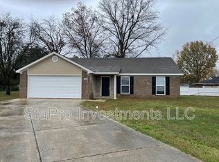 194 Village Pl, Smithville, TN 37166