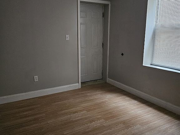 5th image of 4029 Brown St Unit 1