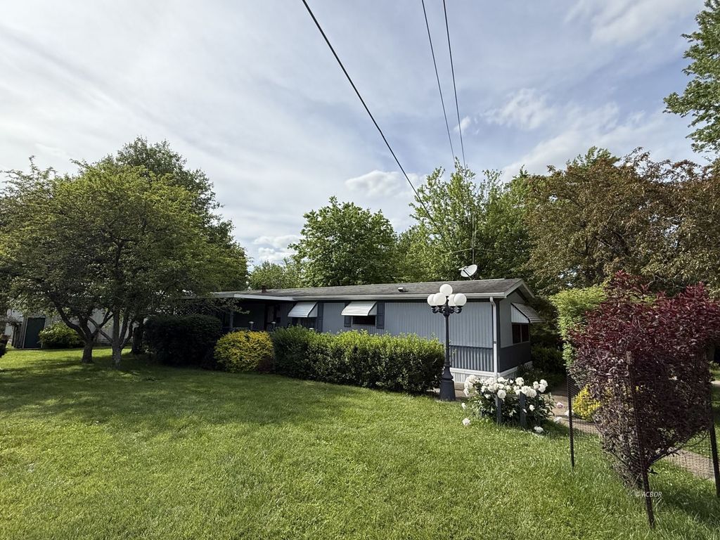 Real estate listing image