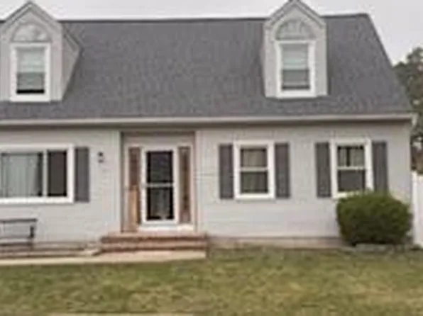 484 Woodhaven Boulevard SE, Bayville, NJ 08721