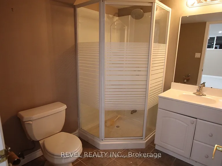 20 Leah Cres #BASEMENT — Photo 9