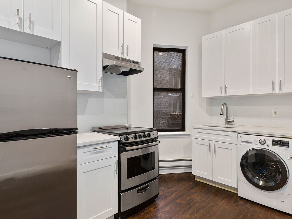 1st image of 338 W 49th St APT 5FE