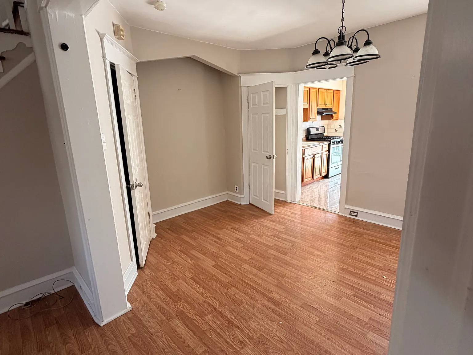 3 bed, 984 sqft, $1,800 — Photo 4