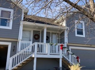 939 E Wildcat Run St, Gardner, KS 66030