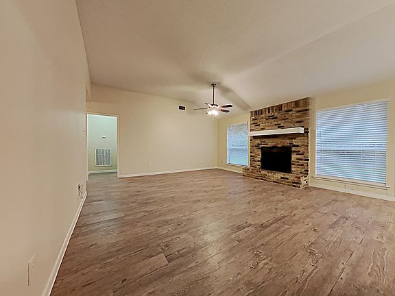 4th image of 106 Baretta Dr
