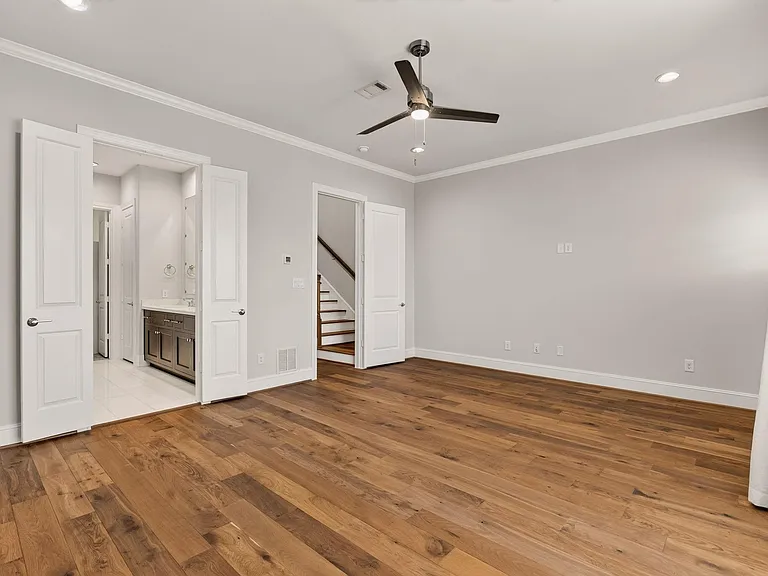 8711 Oak Kolbe Ln — Photo 32