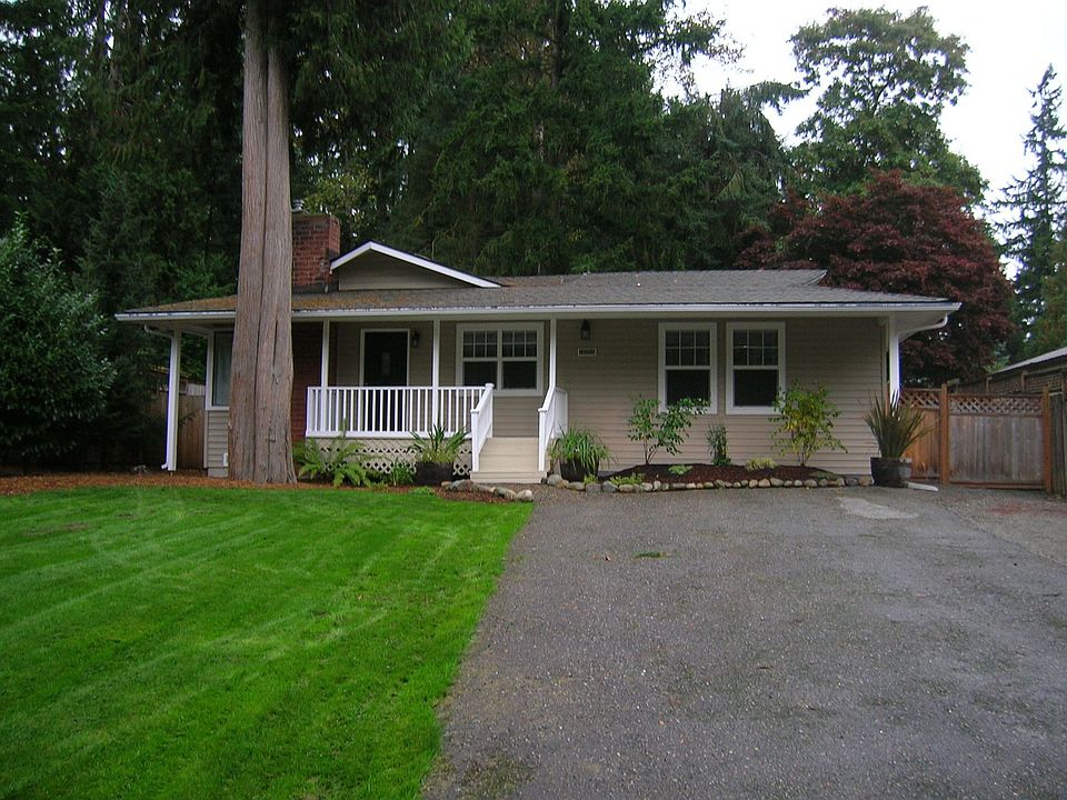 Front Yard on large 10,000+ square foot lot
