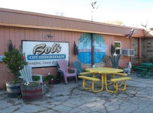 422 Sheridan Rd, Racine, WI 53403