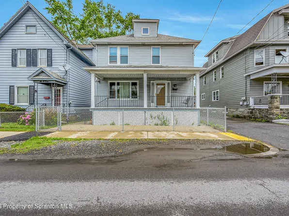 611 Moosic St, Scranton, PA 18505