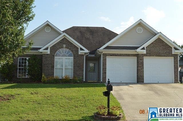 1st image of 615 Camden Cove Ln