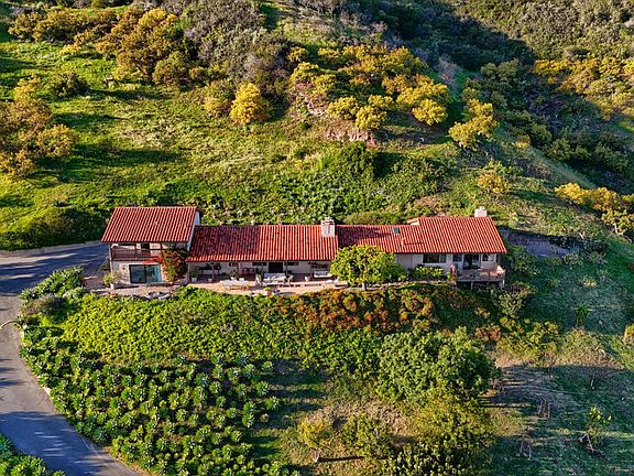 5th image of 3330 Foothill Rd