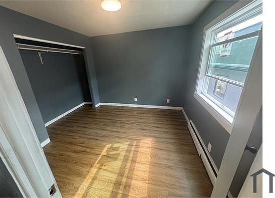 1st image of 2126 44th Ave N APT 3