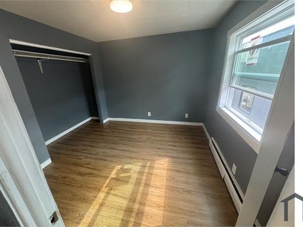 2126 44th Ave N APT 3