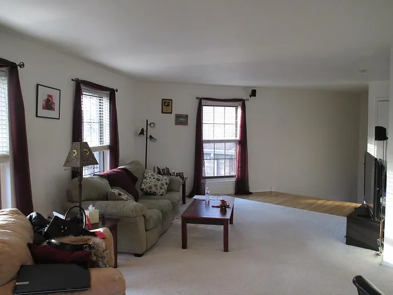 181 Long Hill Rd #8 — Photo 10