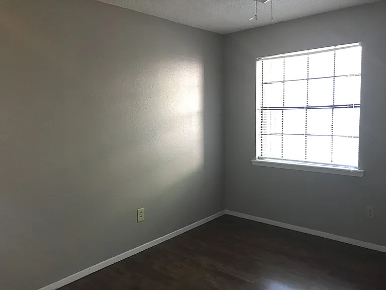 136 Jester Cir — Photo 11
