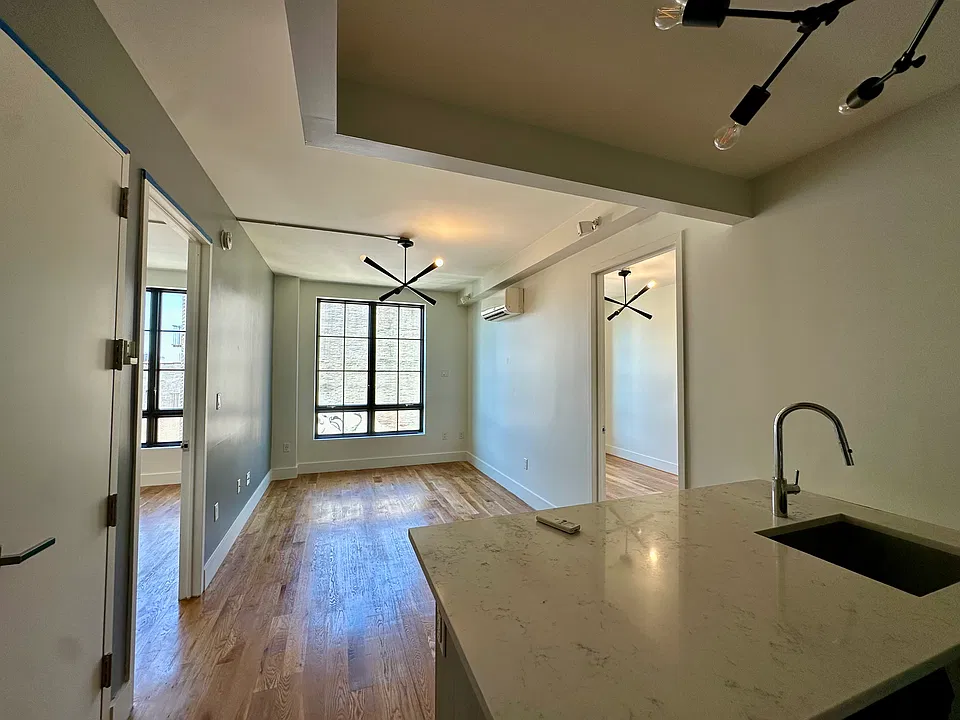 22 Ford St #6C