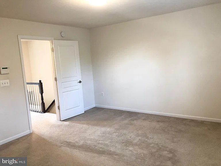 8323 Heritage Crossing Ct — Photo 20