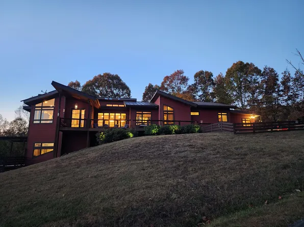 24199 Redstone Dr, Bristol, VA 24202