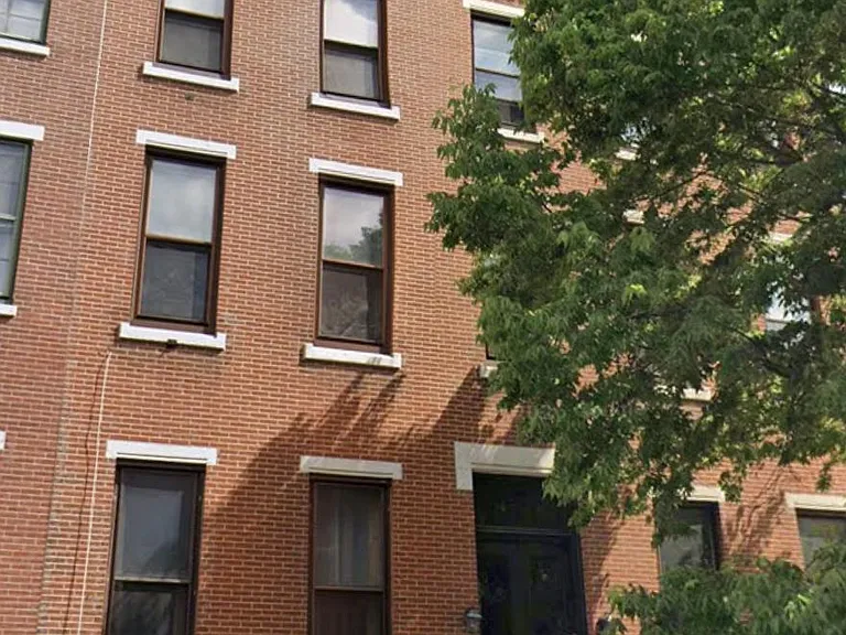 1713 Green St #1 — Photo 8