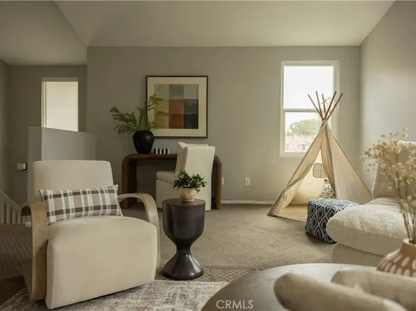 13051 Arborwalk Ln, Tustin, CA 92782