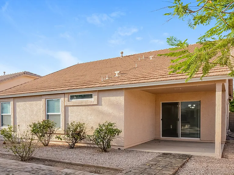 15438 W Mercer Ln — Photo 15