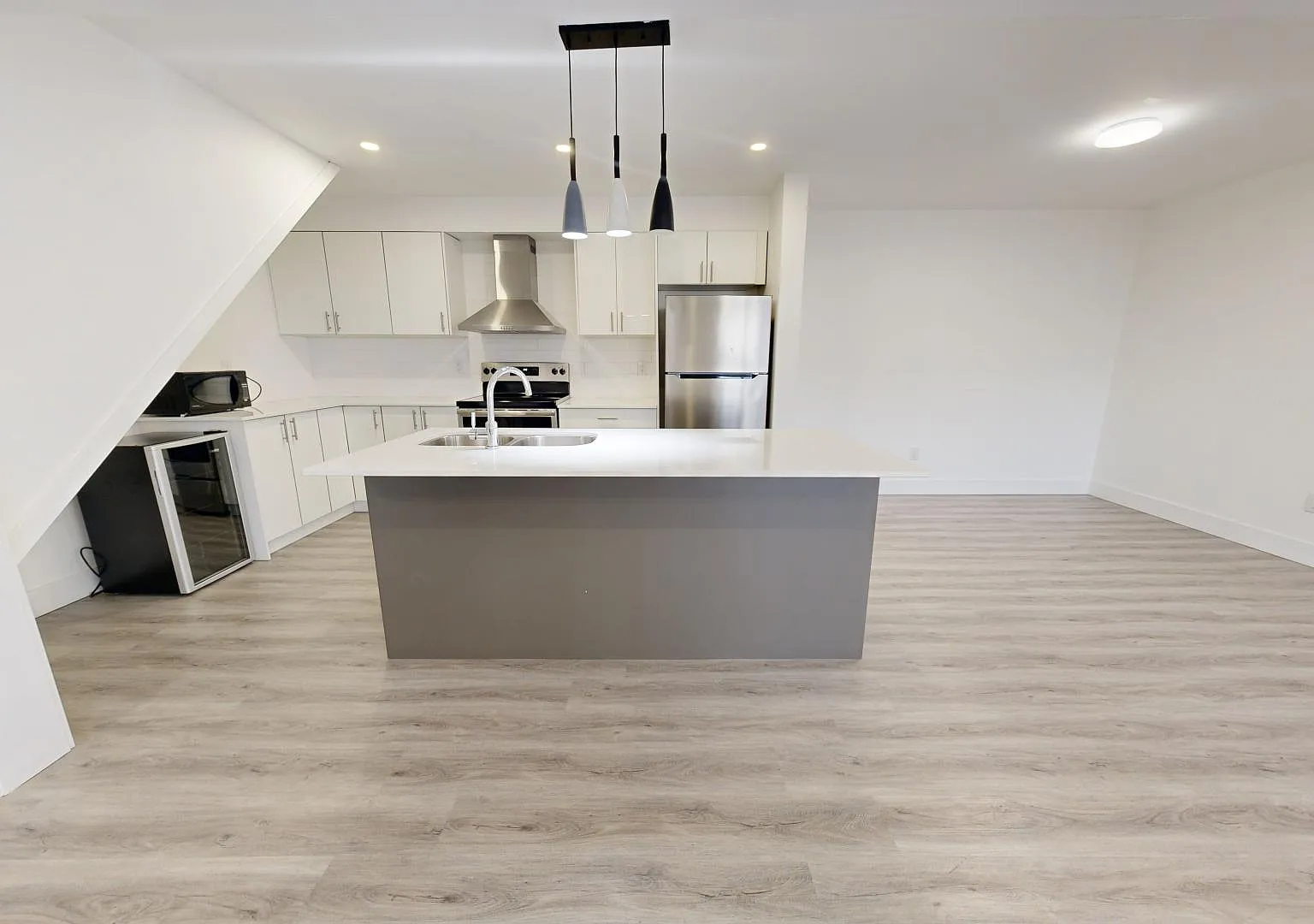 105 Andover Drive London — Photo 4