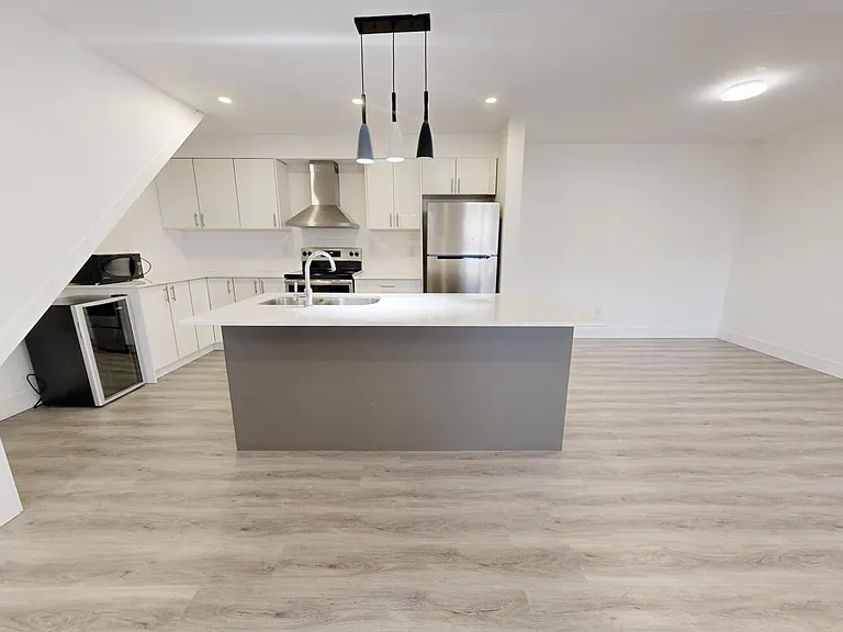 105 Andover Dr #24 — Photo 4